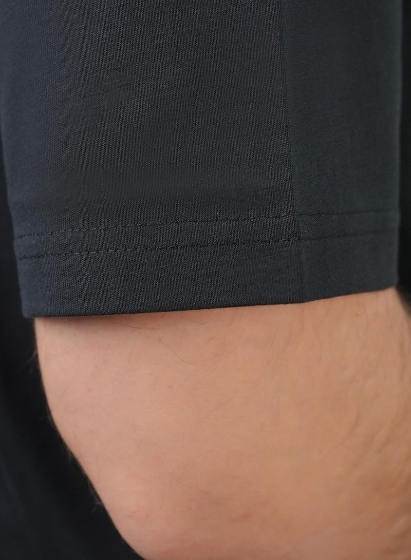 GIORDANO Men’s Relaxed Fit Printed Crew Neck Cotton Jersey Tee - Image 4